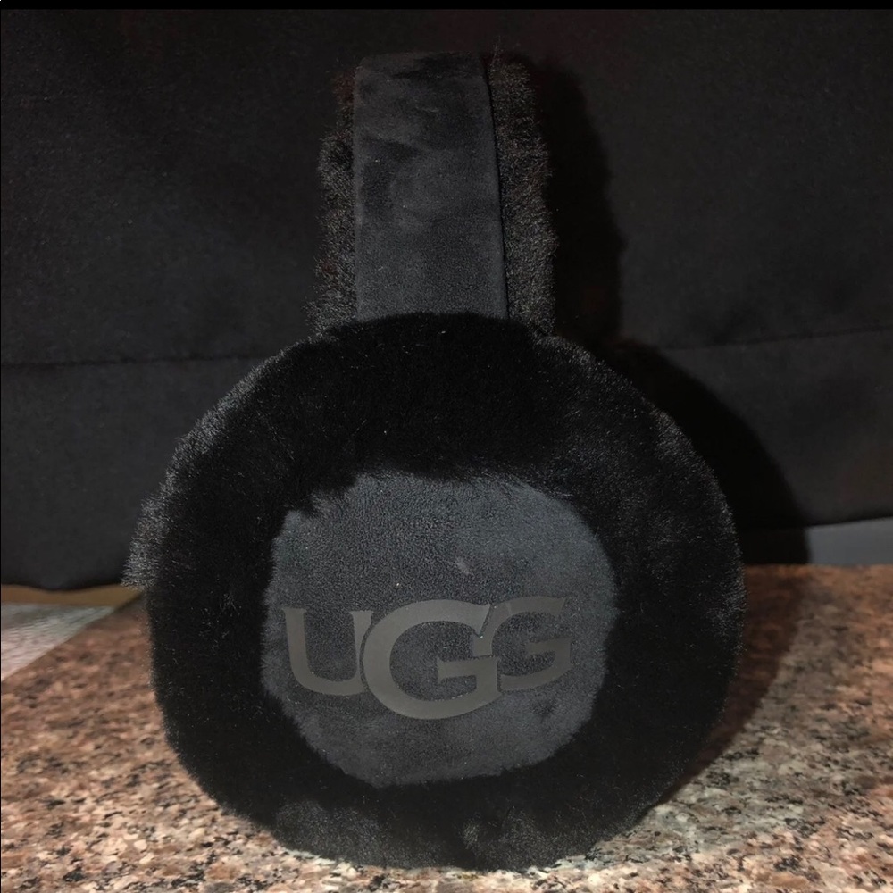 Ugg Wired Earmuffs/ Headphones